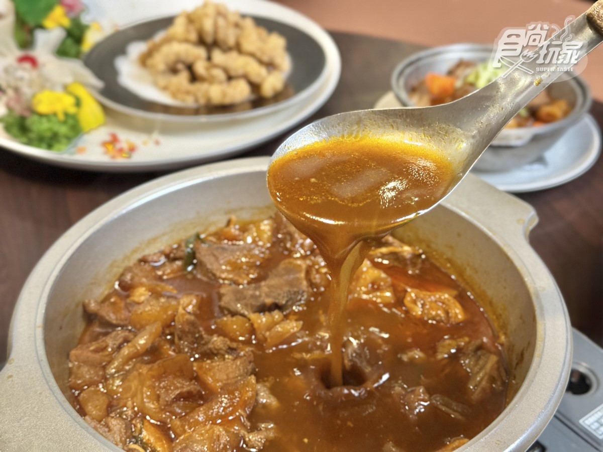 現省260元!40年總舖師私房菜「爆量牛肉爐」獨家首賣,軟嫩牛肉、牛筋超入味 現省260元!40年總舖師私房菜「爆量牛肉爐」獨家首賣,軟嫩牛肉、牛筋超入味