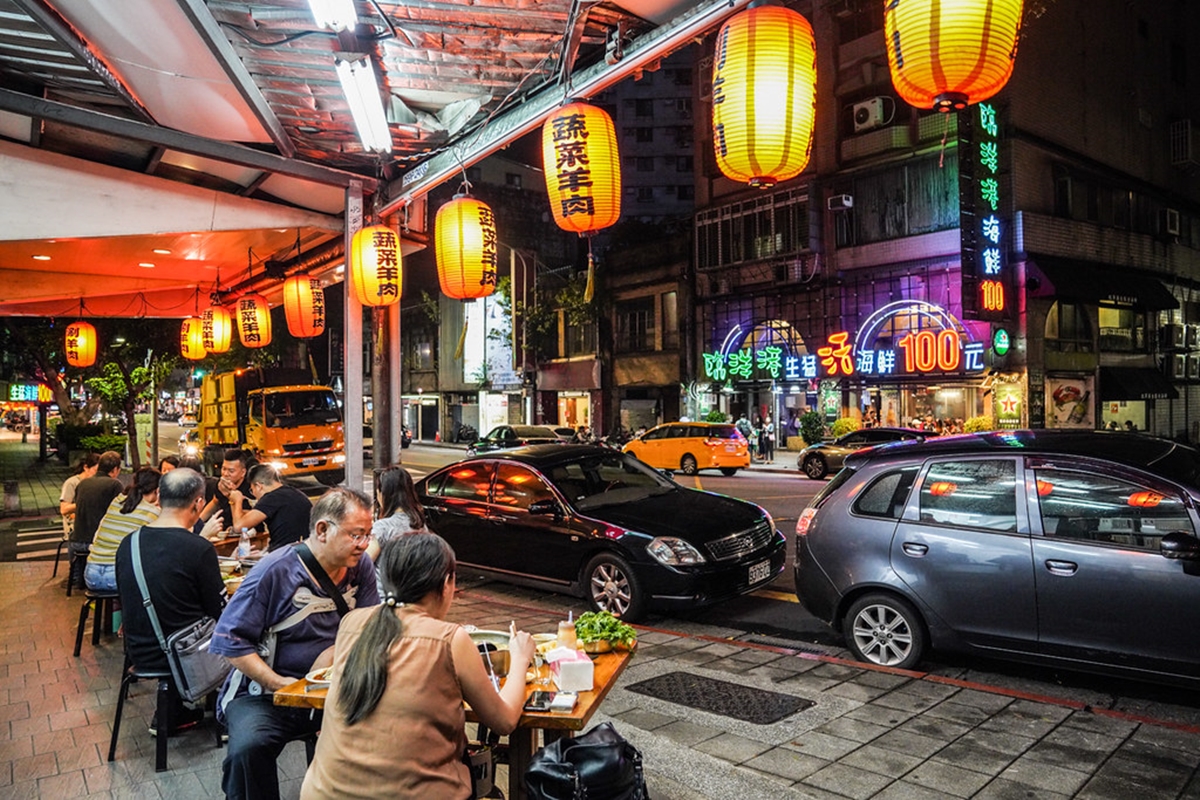 台北羊肉爐哪間強?網推這家平日宵夜場也炸滿,冬季限定「菜心羊」排1小時也要吃 台北羊肉爐哪間強?網推這家平日宵夜場也炸滿,冬季限定「菜心羊」排1小時也要吃