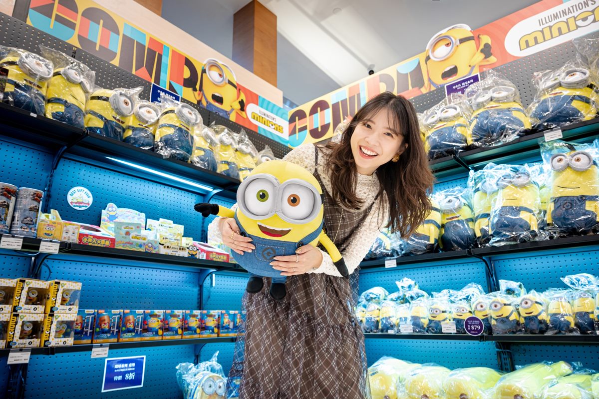 免飛日本衝「環球快閃店」!免費打卡3公尺超Q沒牙,小小兵、侏羅紀公園周邊 免飛日本衝「環球快閃店」!免費打卡3公尺超Q沒牙,小小兵、侏羅紀公園周邊