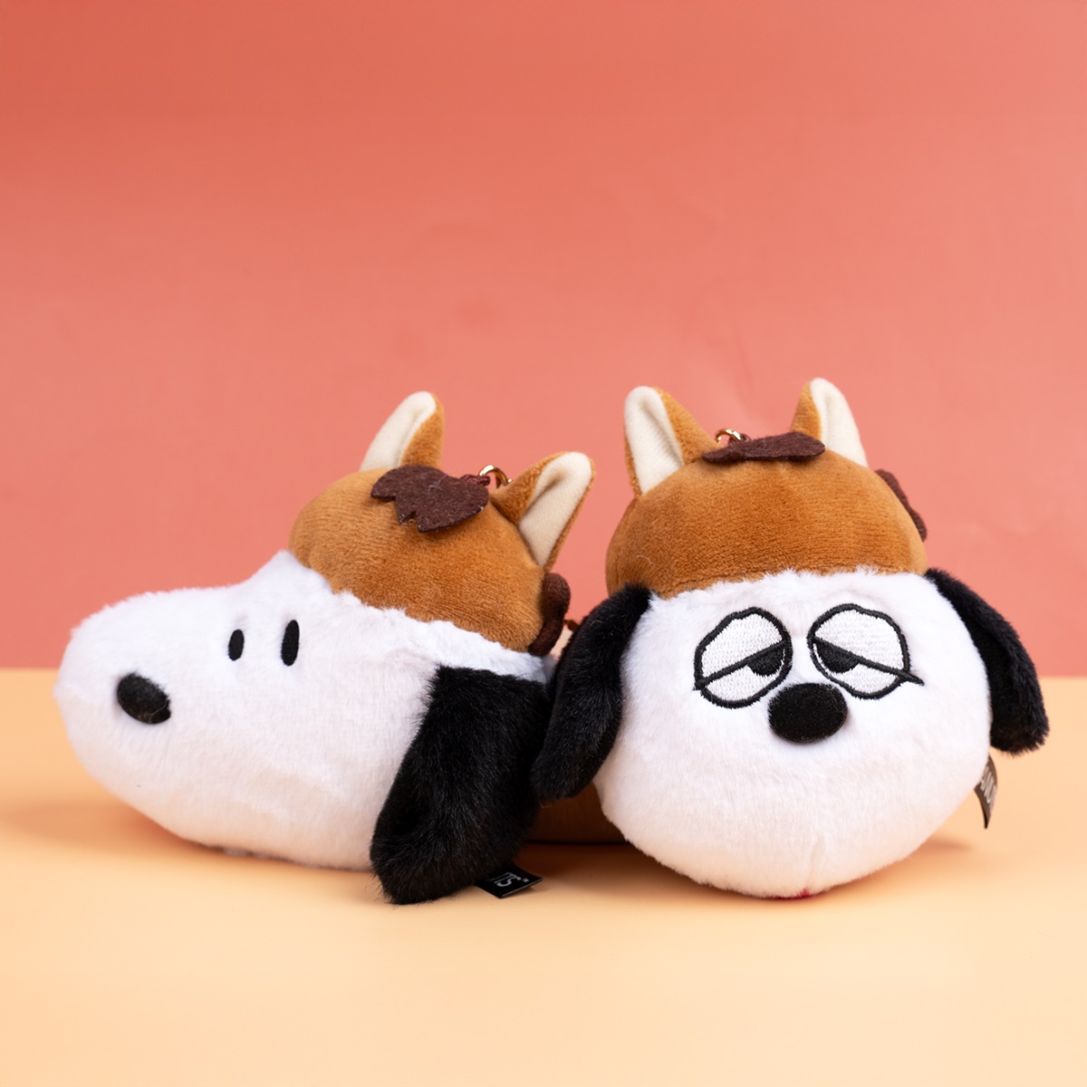 馬年史努比、歐拉夫菠蘿油!免費逛「史努比花生茶飲快閃店」,12款周邊推薦 馬年史努比、歐拉夫菠蘿油!免費逛「史努比花生茶飲快閃店」,12款周邊推薦