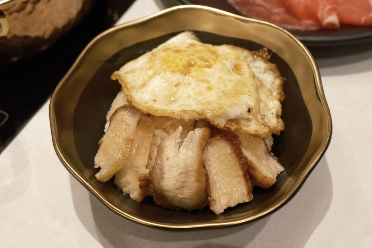 圍圍爐爐第1間「平價小火鍋」!328元爽嗑爆炒鍋,大苑子飲品、霜淇淋暢吃 圍圍爐爐第1間「平價小火鍋」!328元爽嗑爆炒鍋,大苑子飲品、霜淇淋暢吃