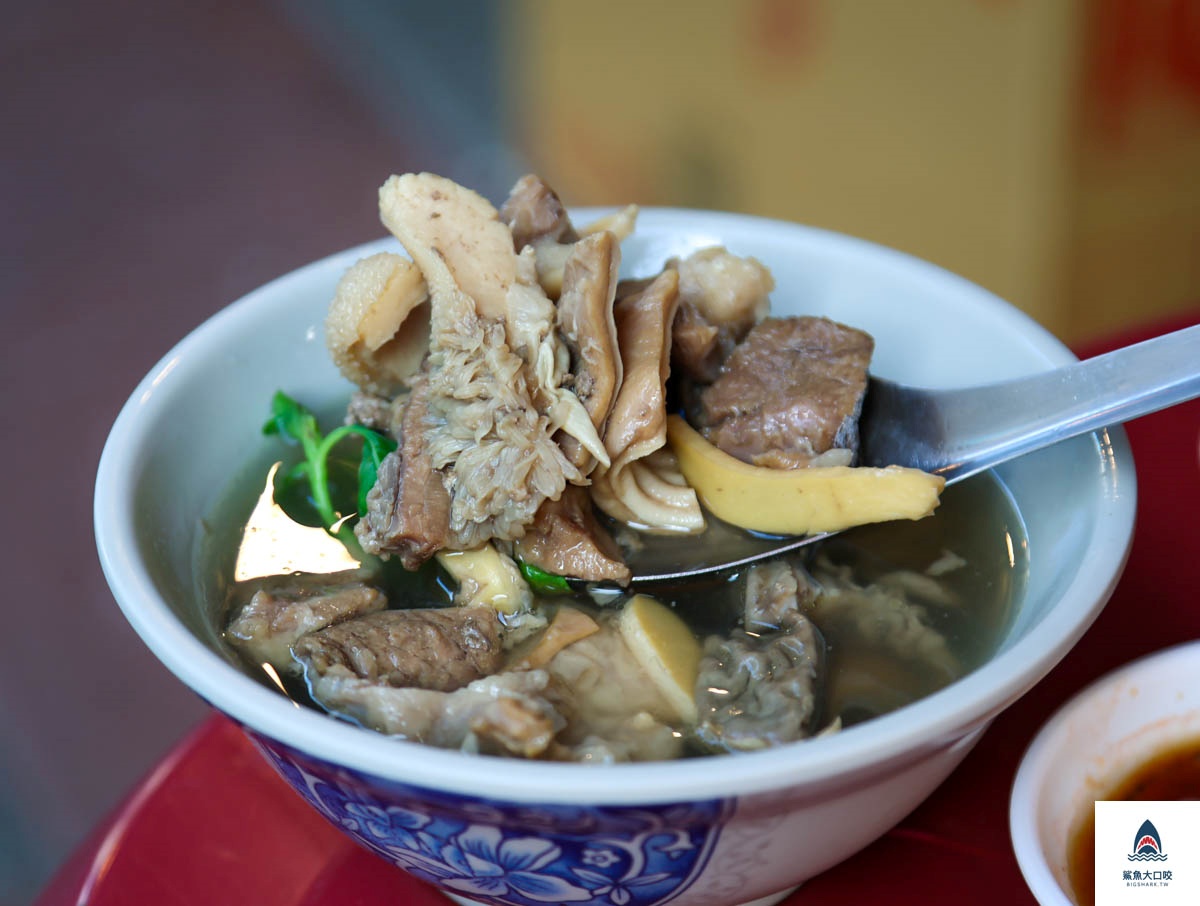 民生社區美食：蕭家牛雜湯