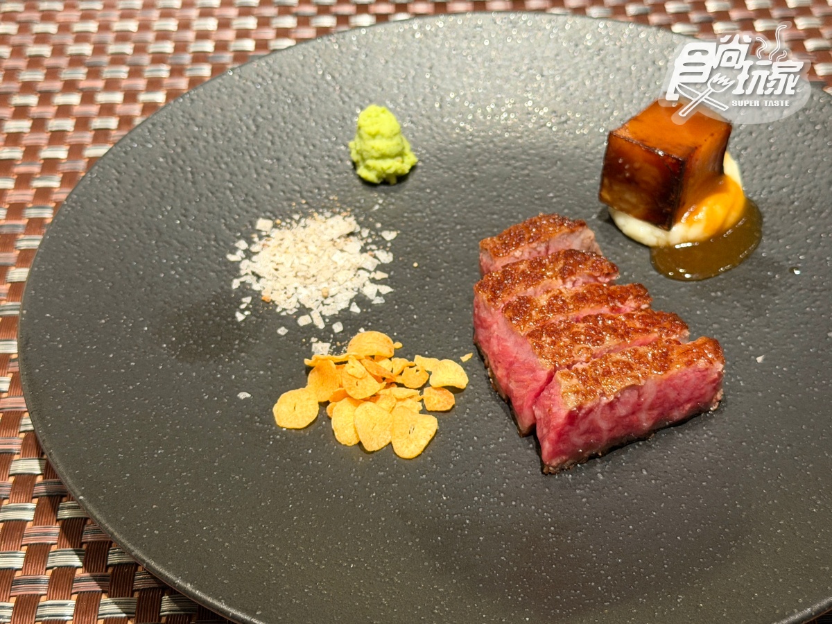 台北最難訂位鐵板燒！小吃「棺材板、鼎邊銼」華麗升級，吃得到鮑魚、龍蝦