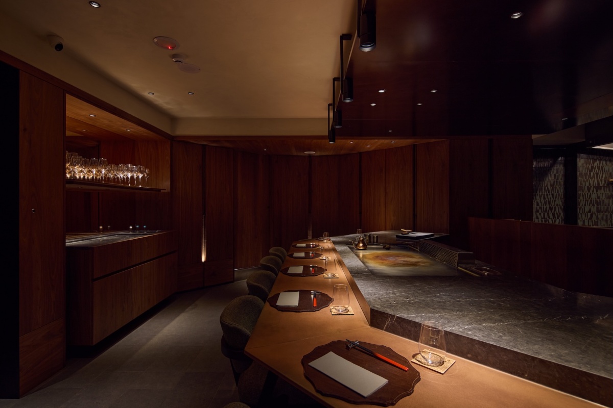 台北最難訂位鐵板燒！小吃「棺材板、鼎邊銼」華麗升級，吃得到鮑魚、龍蝦