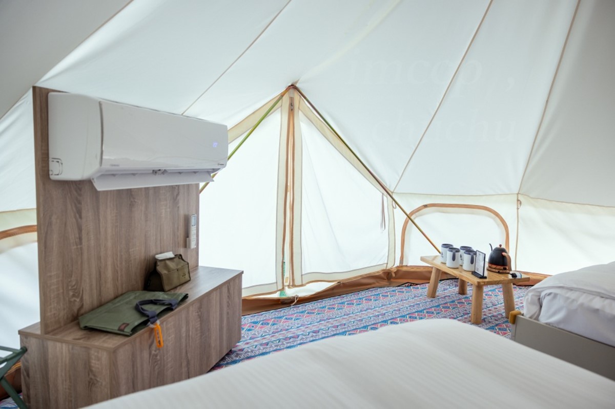 北台灣首間「溫泉懶人露營」！爽泡陽明山天然牛奶湯，享受一泊二食療癒假日