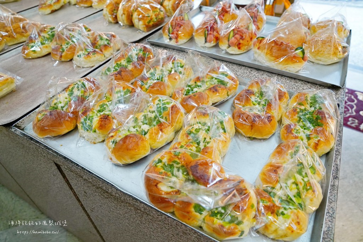 消失中的古早味!30年老店「爆量花生蛋糕」只要38元,特製鮮奶油太邪惡 消失中的古早味!30年老店「爆量花生蛋糕」只要38元,特製鮮奶油太邪惡