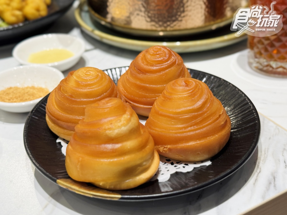 4.8星烤鴨「鴨覓」插旗信義！連３天狂送「整隻烤鴨」，爽嗑３公斤櫻桃鴨