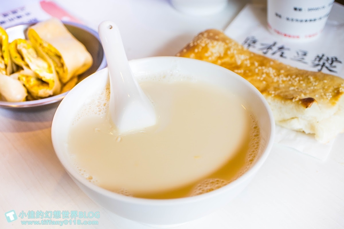 別傻傻排隊！阜杭豆漿同時段「竟差40分鐘」？實測揭密：選這天去幾乎不用等