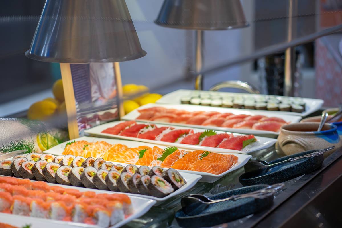 吃到飽怎麼吃回本？老饕分享「超強攻略」讓胃口大開，第１道別吃龍蝦、干貝