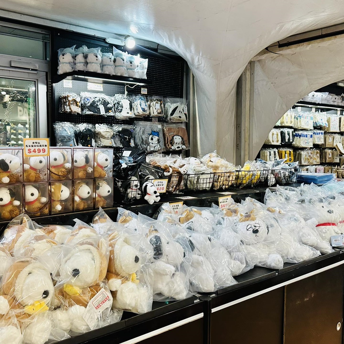 信義區３大免費展覽！超Q酷洛米20週年、史努比快閃店，二手潮T變浮雕巨作