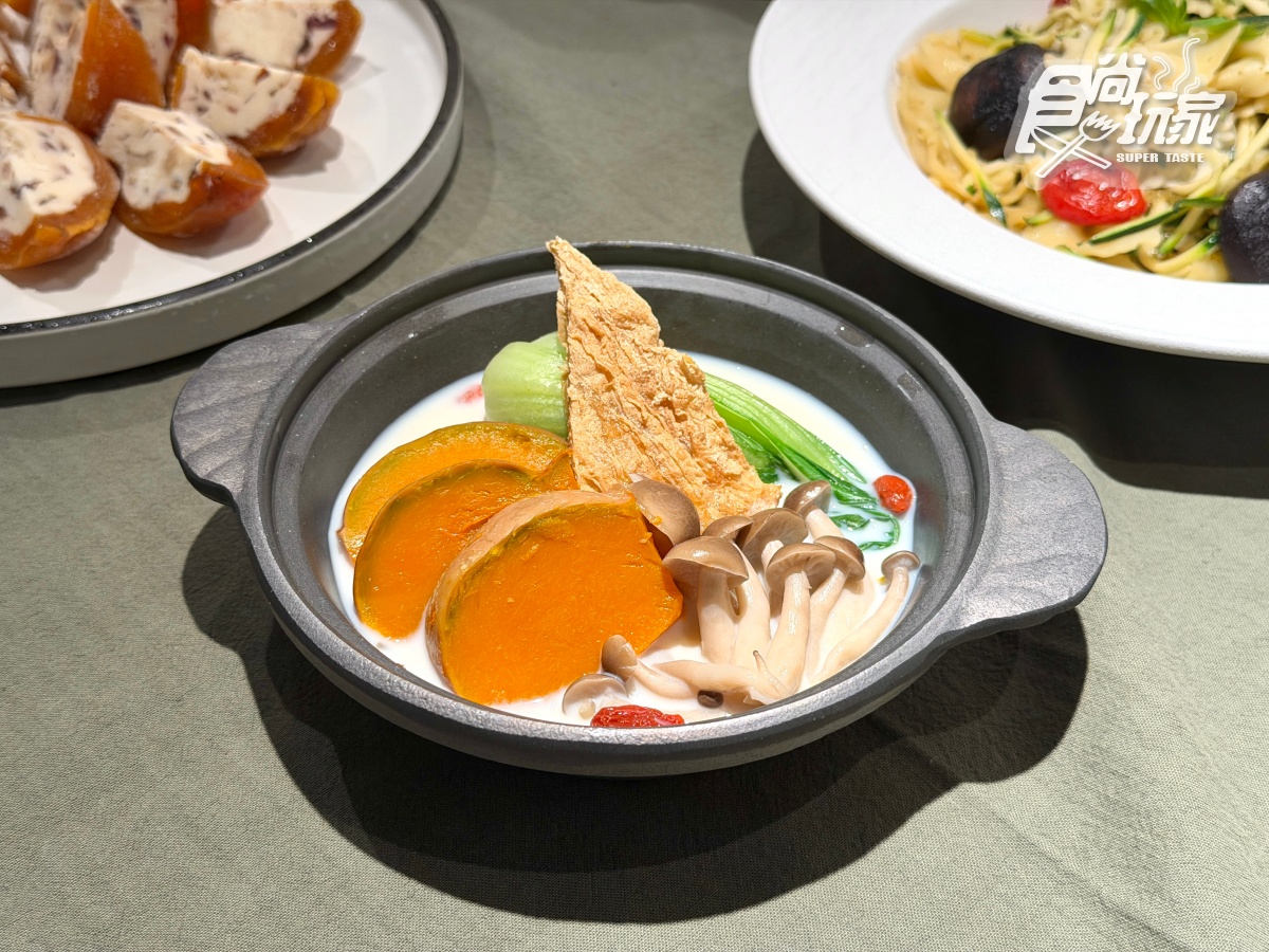 CNN認證「蔬食Buffet」開幕了！爽嗑3.5小時，熱炒、烤物、甜點200道無限夾