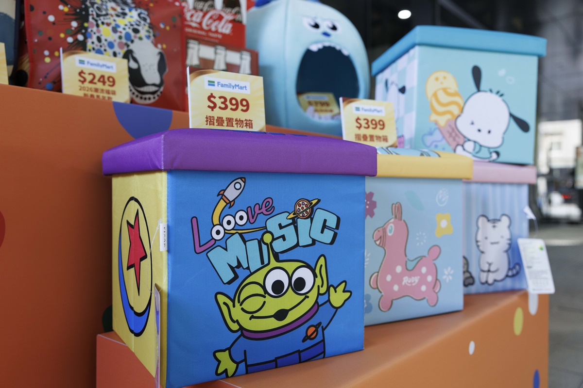 「2026全家新春福袋」42款開箱！布丁狗、Care Bears、放克牙寶，開賣日、價格