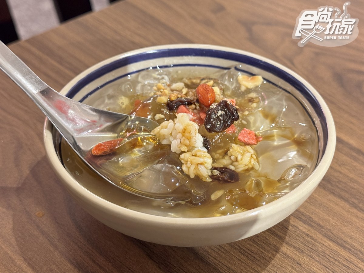 「馮校長老火鍋」首度插旗台北！推薦必點＋優惠搶先看，AI教父黃仁勳也愛