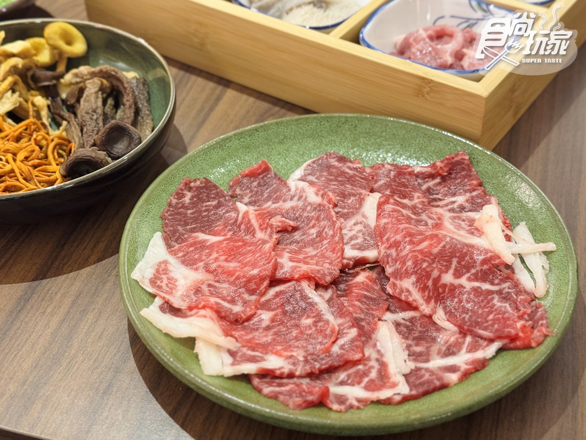 「馮校長老火鍋」首度插旗台北！推薦必點＋優惠搶先看，AI教父黃仁勳也愛