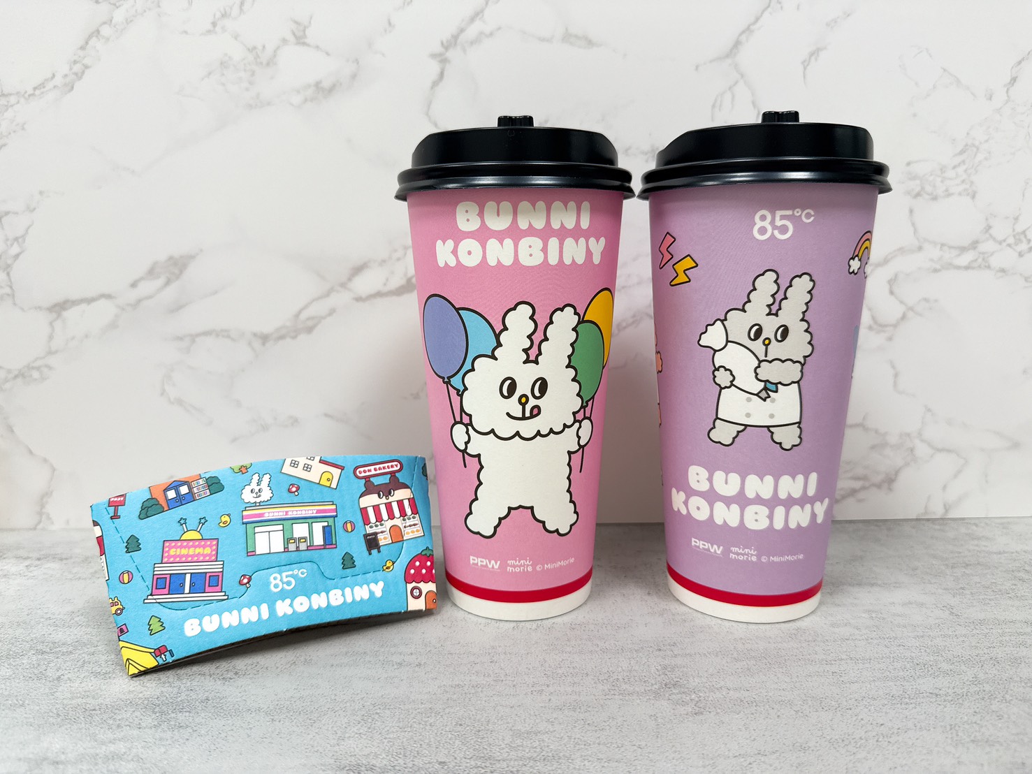 85度C聯名推BUNNI兔兔蛋糕、杯款！御私藏ｘ初韻「爆漿冰心舒芙蕾」買一送一
