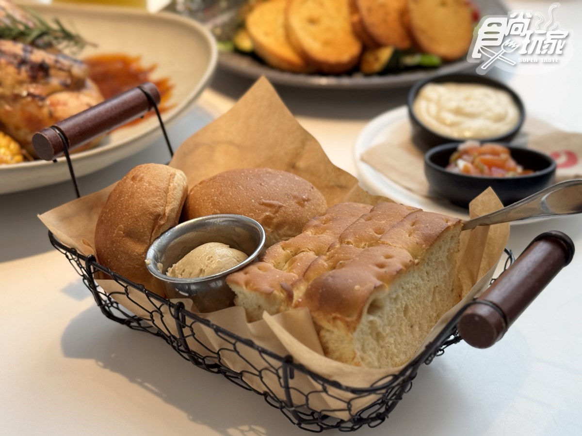 歐式麵包、咖啡無限續！高CP值「高空早午餐」爽嗑BBQ烤雞，免費送布朗尼