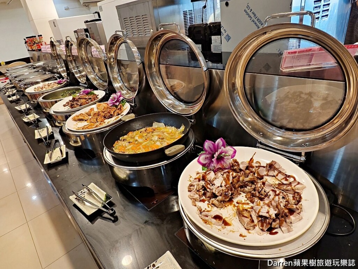 420元牛排＋自助吧吃到飽！港點、熱炒、烤鴨無限夾，還能DIY魚肉湯