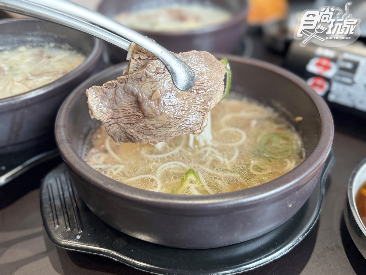 築間第1家「韓國醒酒湯」開幕!5大推薦+隱藏吃法一覽,內用小菜無限續到飽 築間第1家「韓國醒酒湯」開幕!5大推薦+隱藏吃法一覽,內用小菜無限續到飽