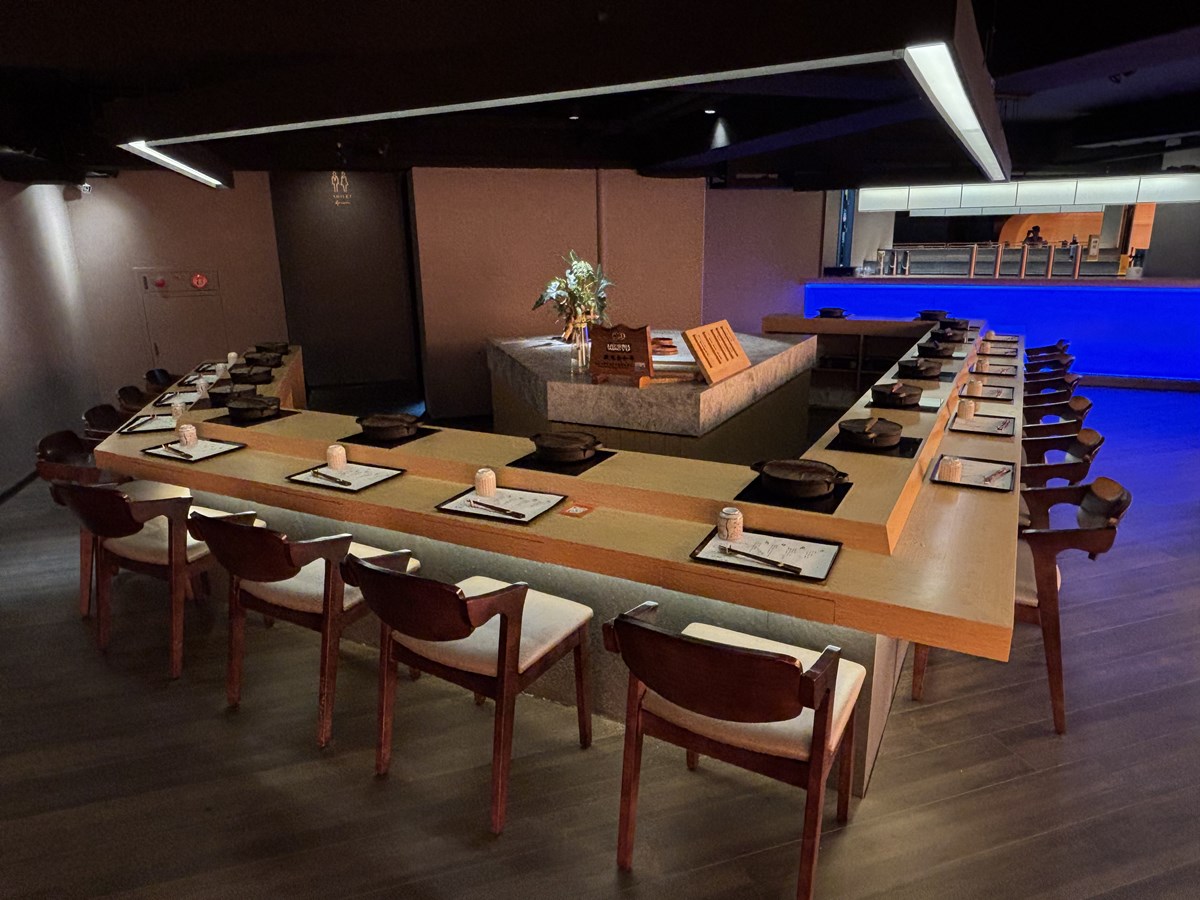 台中最新「日式壽喜燒」開幕！580元爽嗑和牛＋棉花糖鍋，免費送Q嫩松阪豬