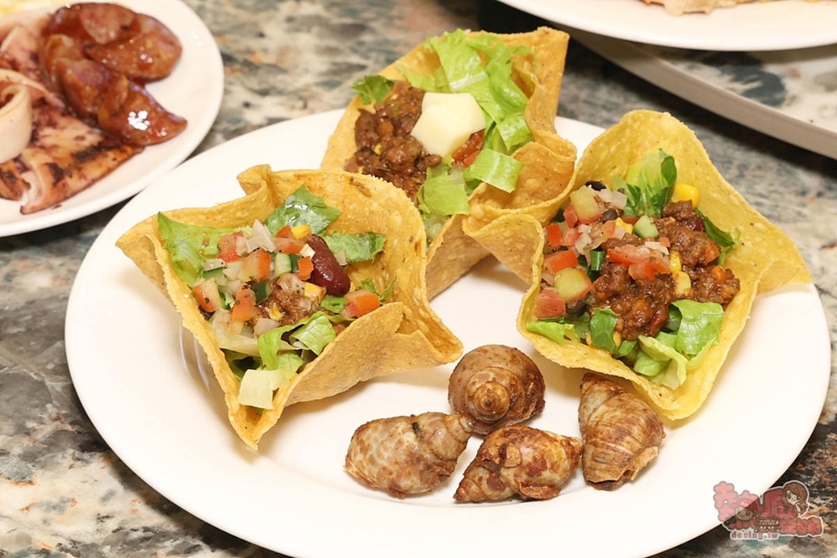 老饕激推「台南最強飯店吃到飽」！超過200道多國料理、螃蟹海鮮無限吃