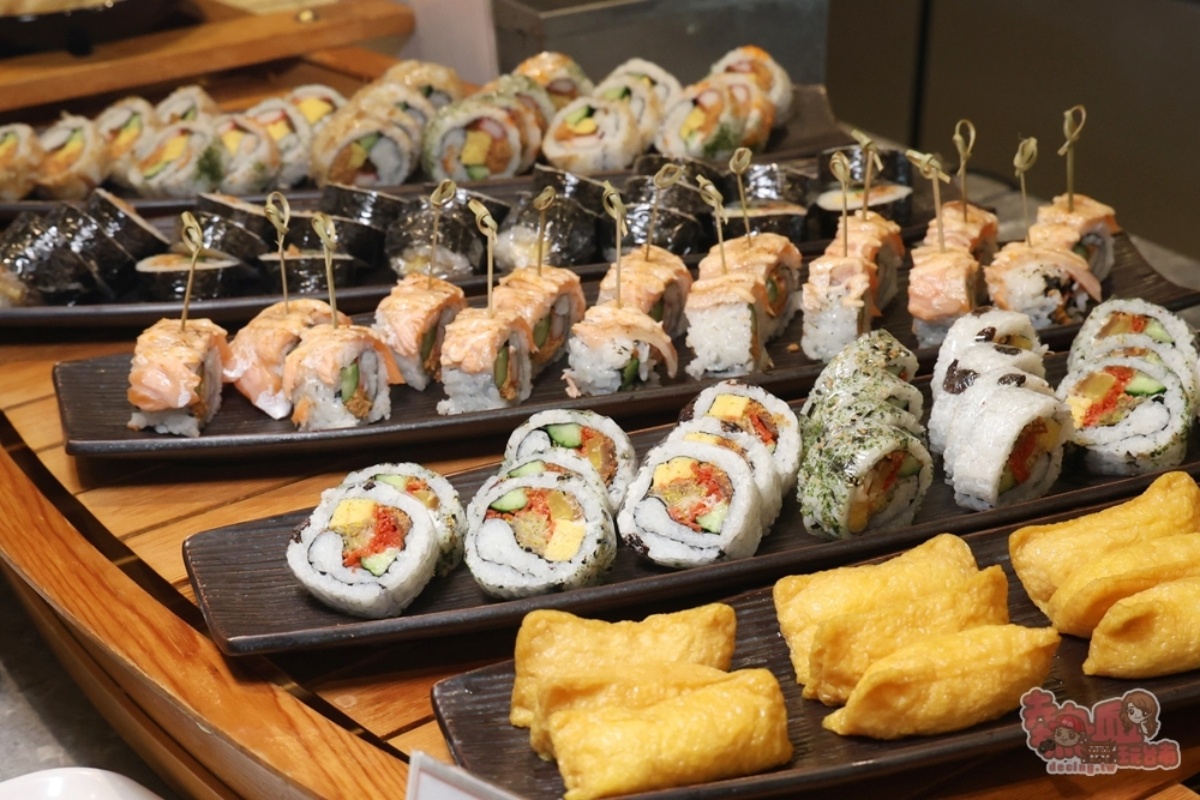 老饕激推「台南最強飯店吃到飽」！超過200道多國料理、螃蟹海鮮無限吃