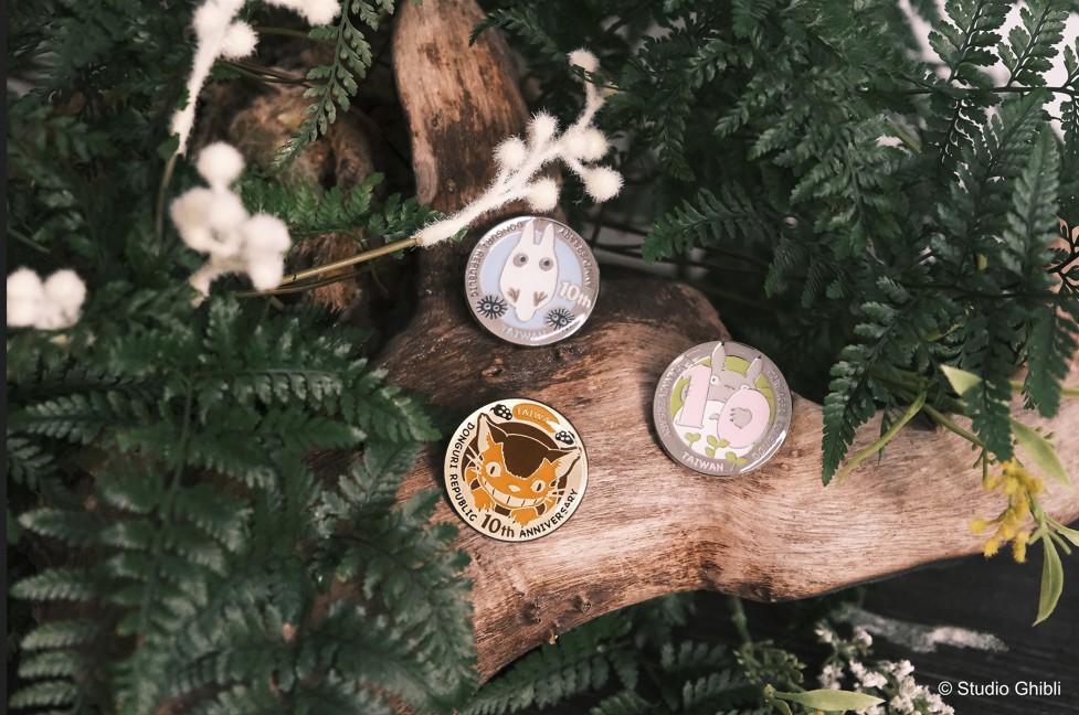 吉卜力「橡子共和國」登台10週年！３款龍貓徽章滿額送，新品、集章活動連發