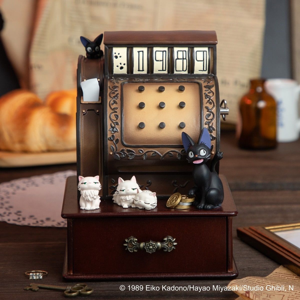 吉卜力「橡子共和國」登台10週年！３款龍貓徽章滿額送，新品、集章活動連發