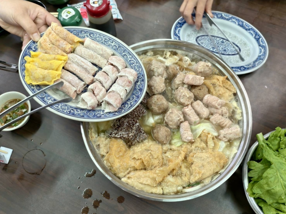 誰才是高屏汕頭火鍋霸主？五迷必吃、夜市傳奇，８間半世紀老店你吃過幾家