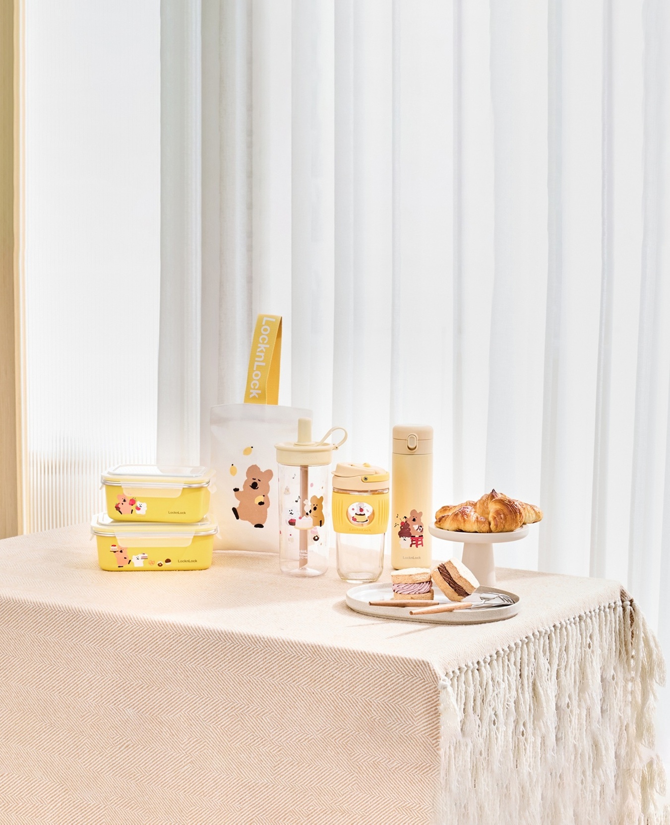 2026開運必買！小七「吉伊卡哇達摩」「馬年披風Kitty」手刀搶，再收矮袋鼠新杯款