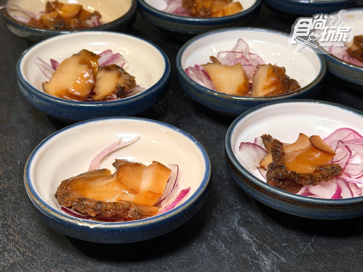 對中「這8字」紅蟳米糕免費!台味辦桌菜吃到飽,佛跳牆、藍鑽蝦百道無限夾 對中「這8字」紅蟳米糕免費!台味辦桌菜吃到飽,佛跳牆、藍鑽蝦百道無限夾