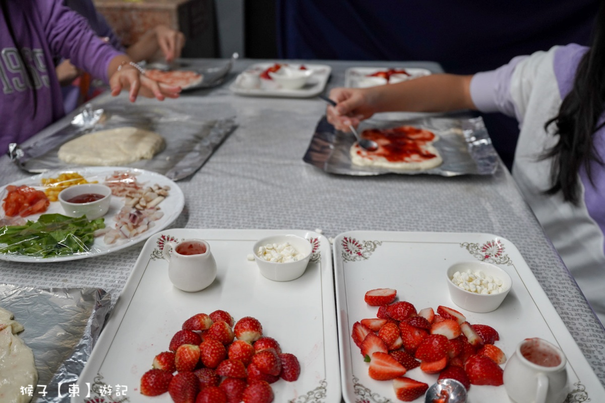 免踩泥巴下雨天也能去！６家好玩草莓園：DIY大福、超Q草莓裝、現烤桶仔雞