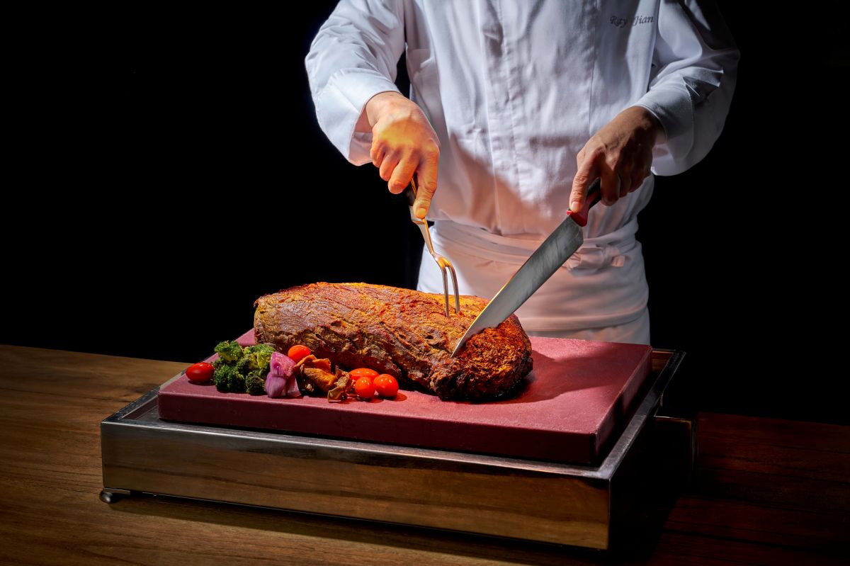 台北人最愛老字號吃到飽!雞湯鍋、羊肉爐無限供應,55歲以上老饕現折500元 台北人最愛老字號吃到飽!雞湯鍋、羊肉爐無限供應,55歲以上老饕現折500元