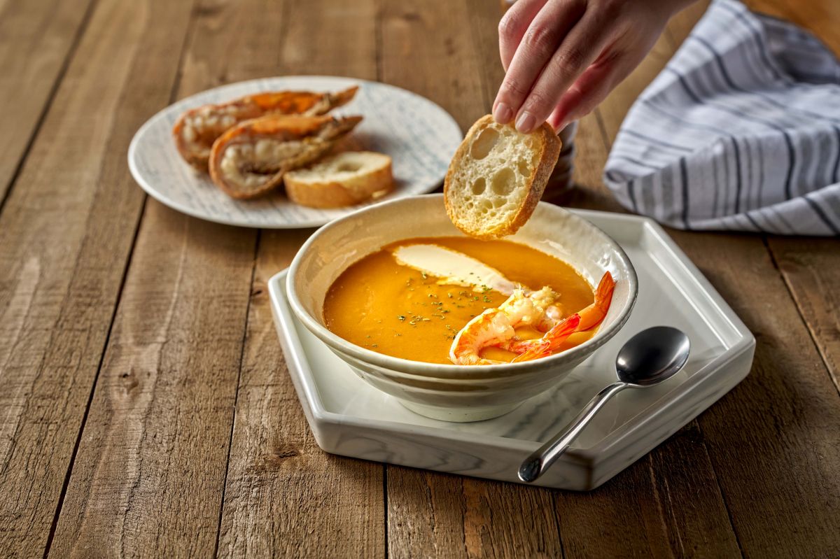 台北人最愛老字號吃到飽!雞湯鍋、羊肉爐無限供應,55歲以上老饕現折500元 台北人最愛老字號吃到飽!雞湯鍋、羊肉爐無限供應,55歲以上老饕現折500元