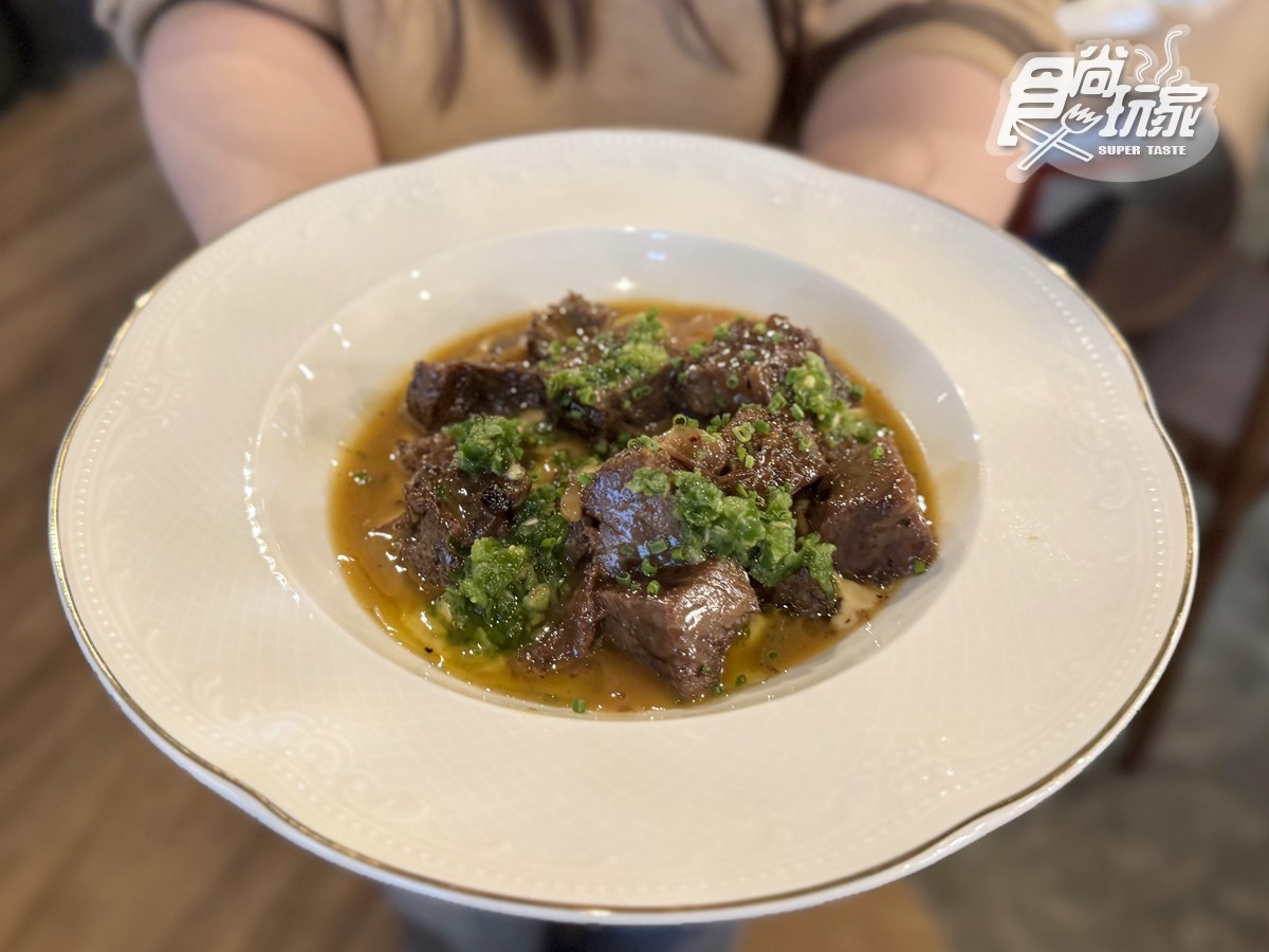 亞洲第２間「地中海料理」插旗台北！350元起吃牛胸皮塔，老饕必點紅玉炸雞