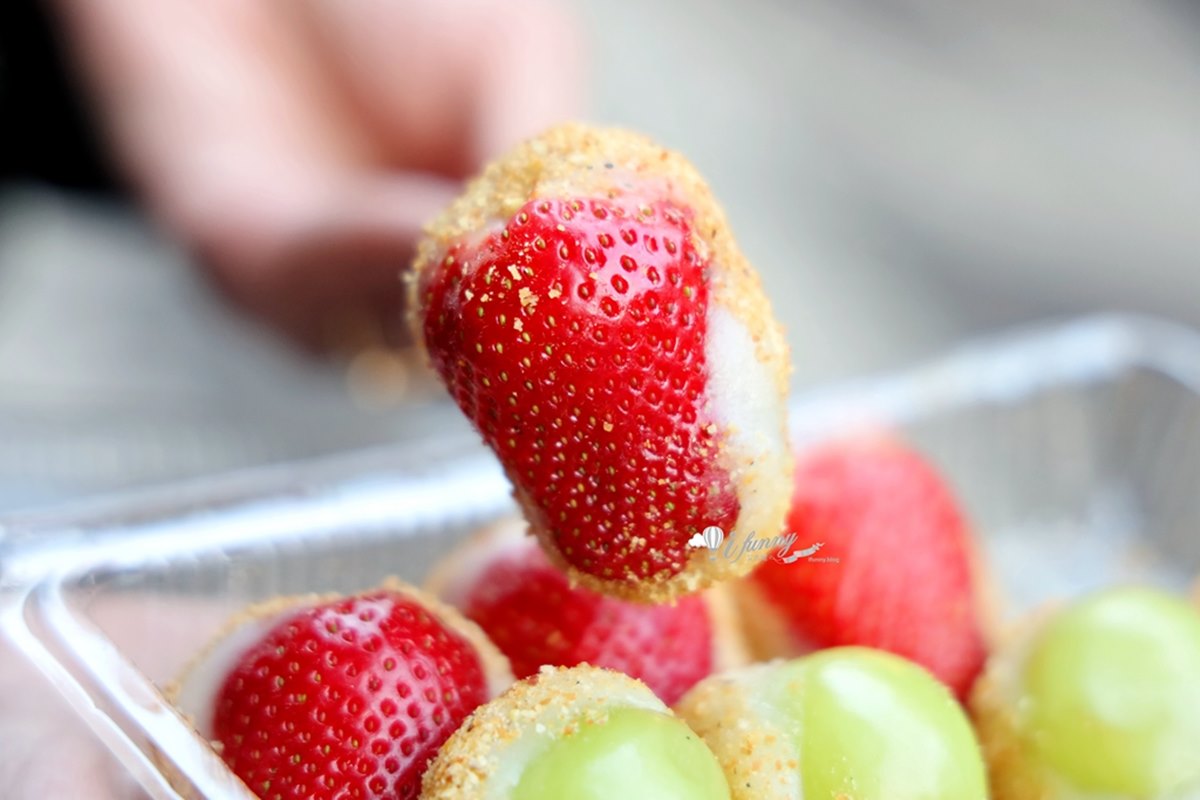 全台14家排隊草莓大福「斷面秀」：一顆25元 vs 精品級甜點，你的命定大福是哪顆？