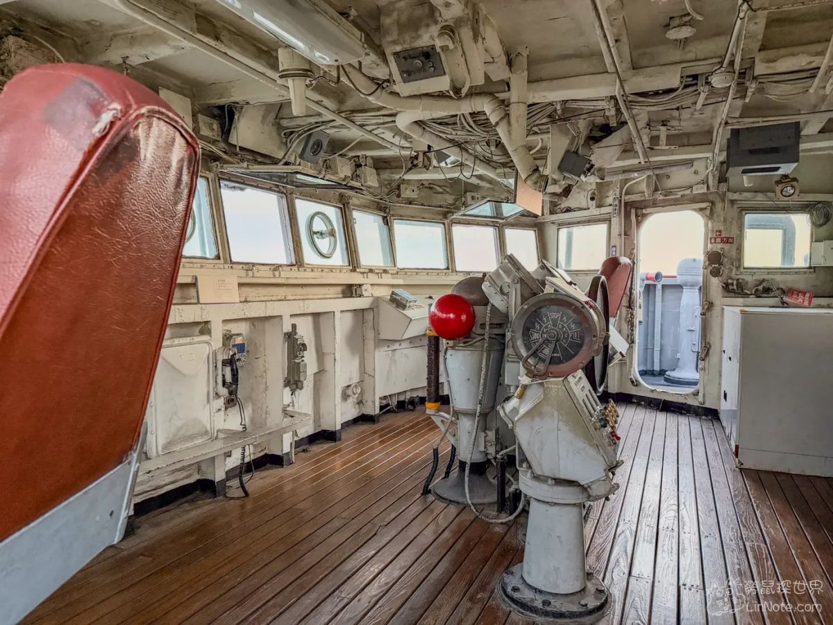 全台首座「海上泰迪熊樂園」！帥氣軍艦變身熊熊博物館，門票100元就能逛