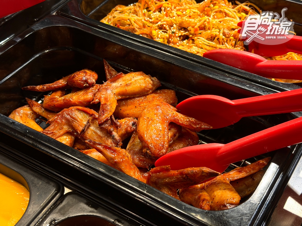 「40年老字號牛排」搬家新開幕！559元排餐＋自助吧吃到飽，熱食、甜點無限夾