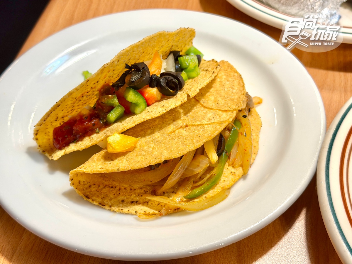 「40年老字號牛排」搬家新開幕！559元排餐＋自助吧吃到飽，熱食、甜點無限夾