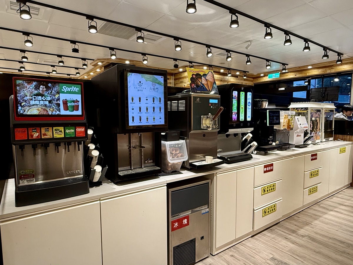 六扇門「鍋物買一送一」來了！85元自助吧暢吃，爽嗑豆花、咖哩飯、麻婆豆腐