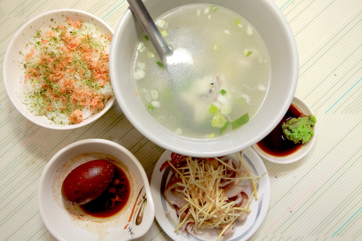 深夜人氣排隊牛肉湯！風田、朵拉吃台南美食｜1/20《熱血48小時》店家資訊