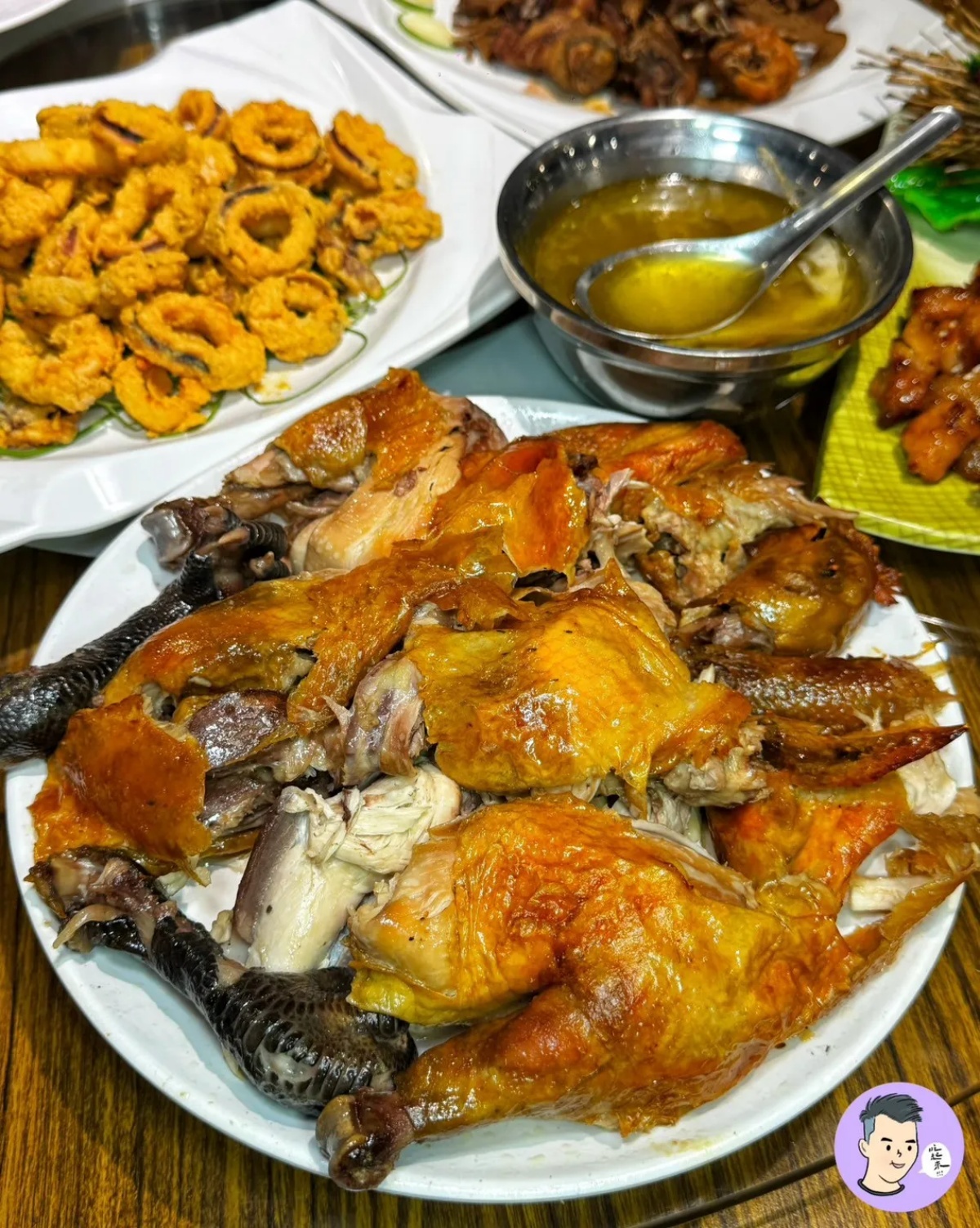 巨型茶壺雞太吸睛！白河關子嶺８間甕仔雞：地瓜、雞油飯吃到飽，還可泡泥漿湯屋