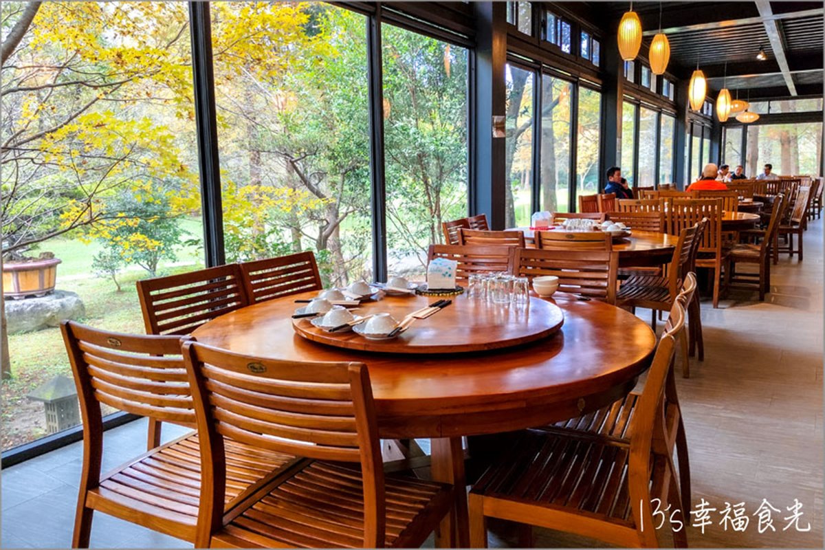 新竹關西秘境！玻璃屋餐廳賞落羽松、喝仙草雞湯，隱藏版愛心池倒影預約才能進