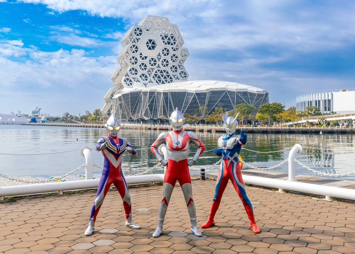 「超人力霸王」降落愛河灣！高雄燈會主題公開，台北「變形金剛提燈」免費拿