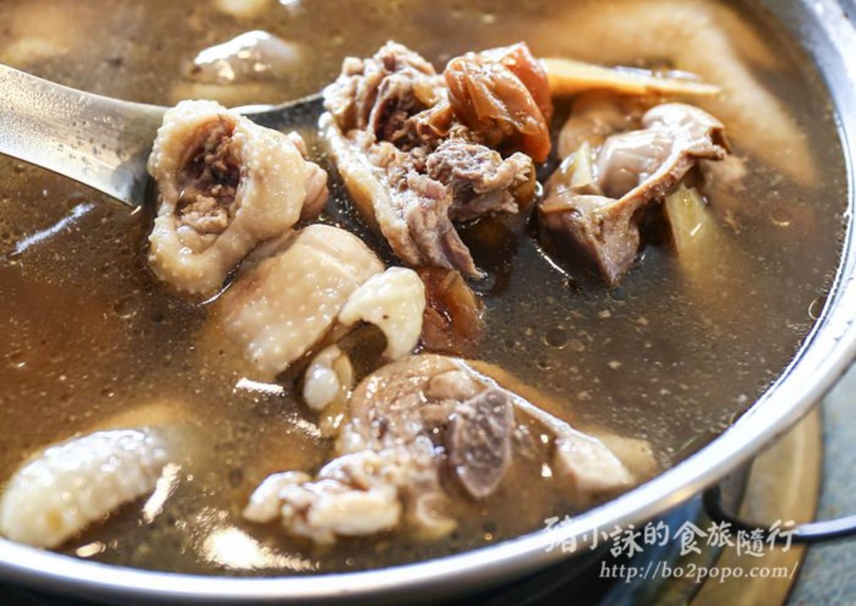 2026梅嶺最佳賞花期來了！美拍20萬株雪白梅樹，假日有免費接駁車可搭