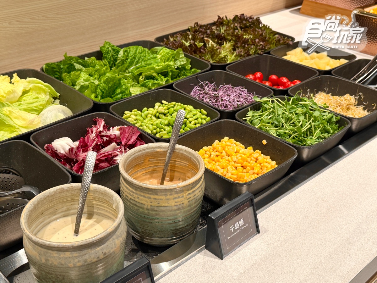 398元爽嗑排餐＋自助吧！新開幕雞腿排買一送一，水果、麵包、冰淇淋吃到飽