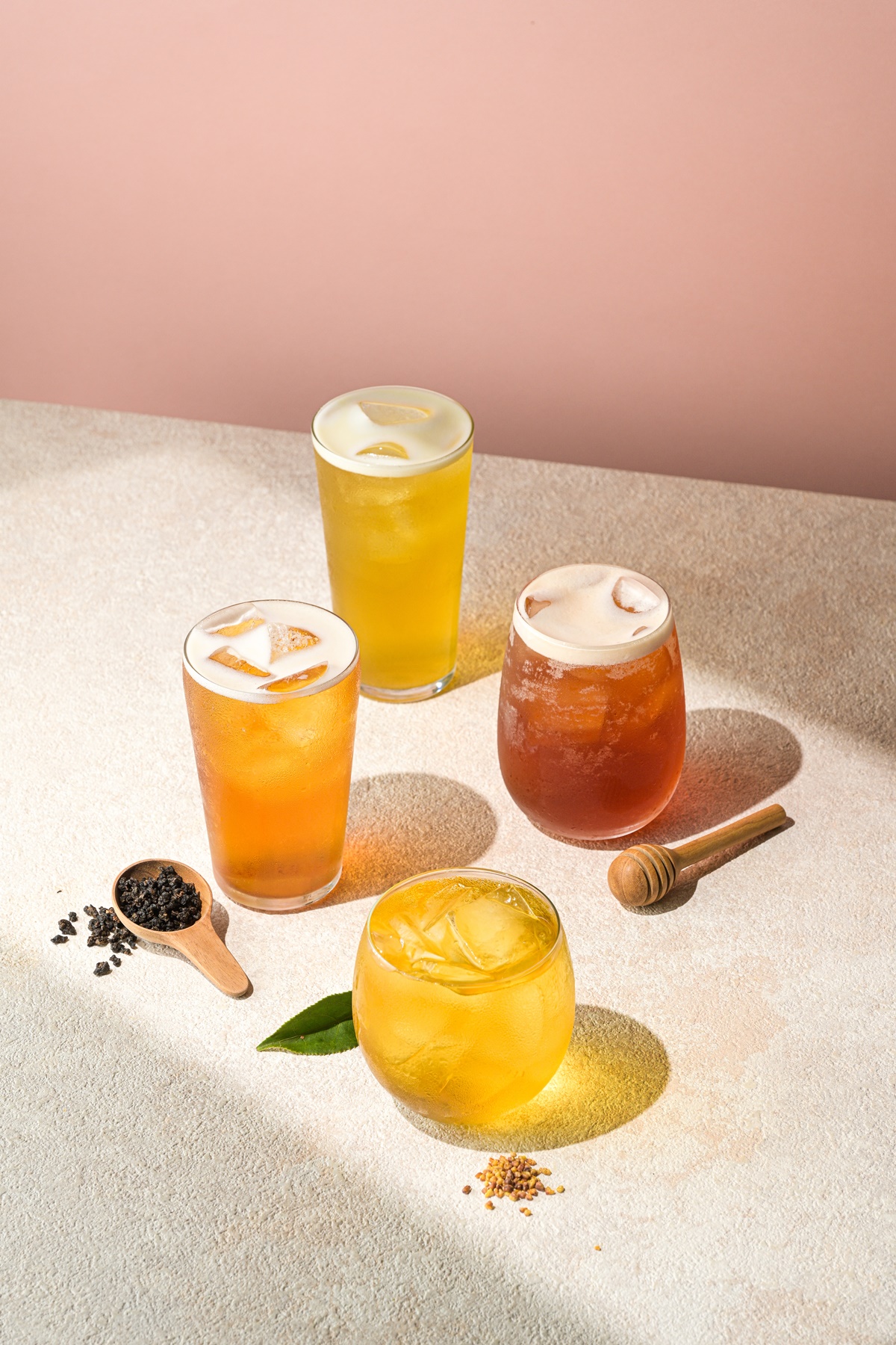 台南寶藏手搖插旗台北！超狂必點「炙燒蘋果紅烏龍」買一送一，10元茶飲、菜單一覽