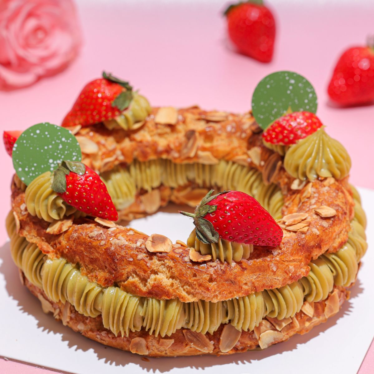 韓國「草莓蛋糕天花板」快閃台北！爽嗑大顆草莓超幸福，開賣時間、地點看這