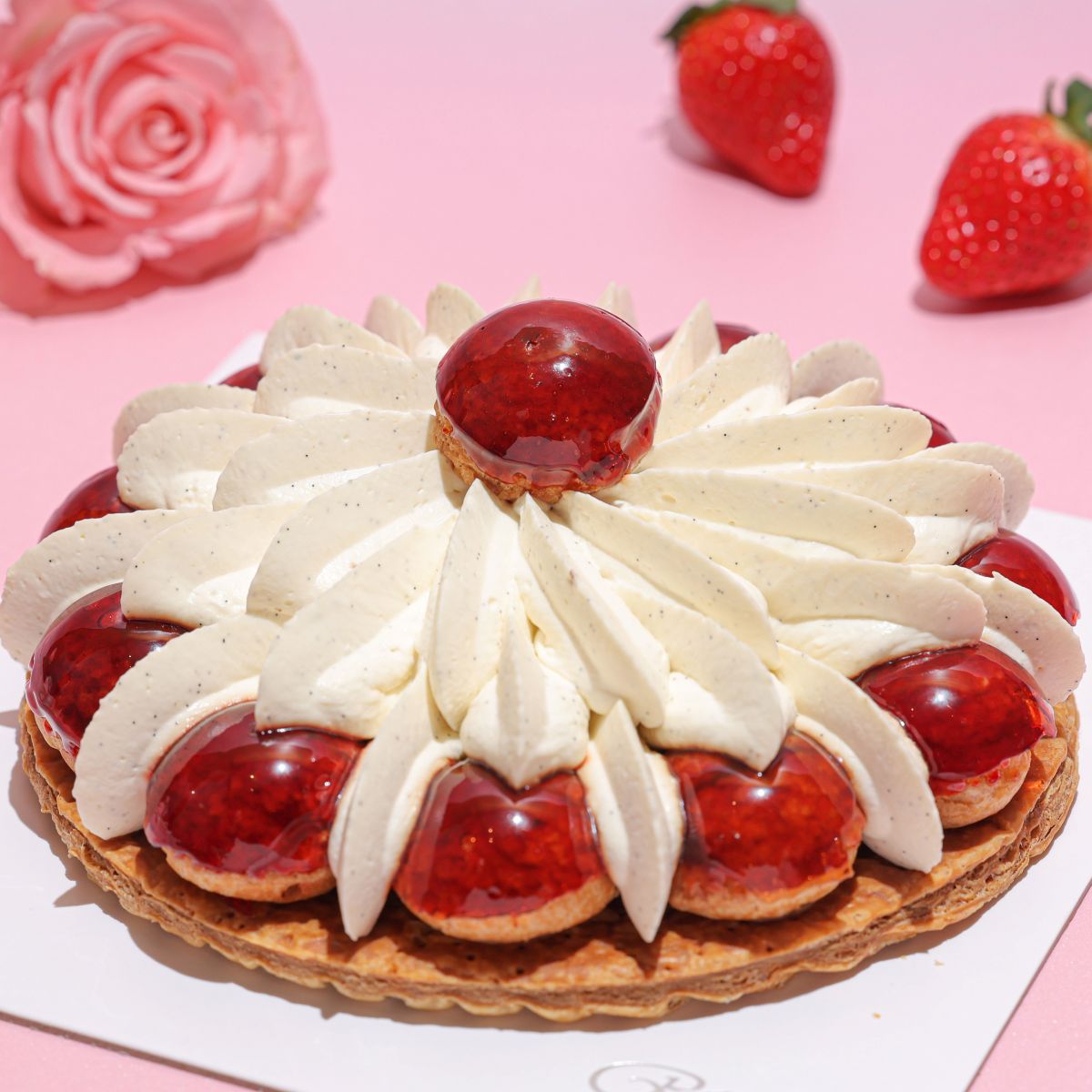 韓國「草莓蛋糕天花板」快閃台北！爽嗑大顆草莓超幸福，開賣時間、地點看這