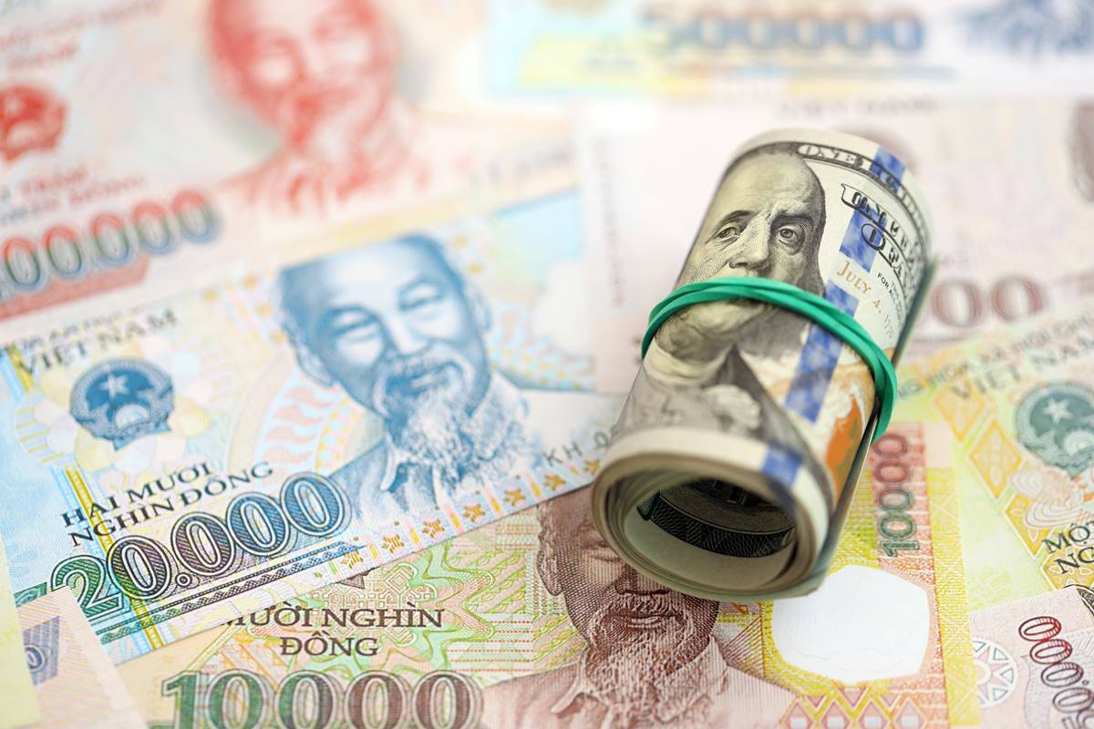 越南旅遊注意！違反「換錢新制」最高罰11萬元，加碼曝越南海關入境規定