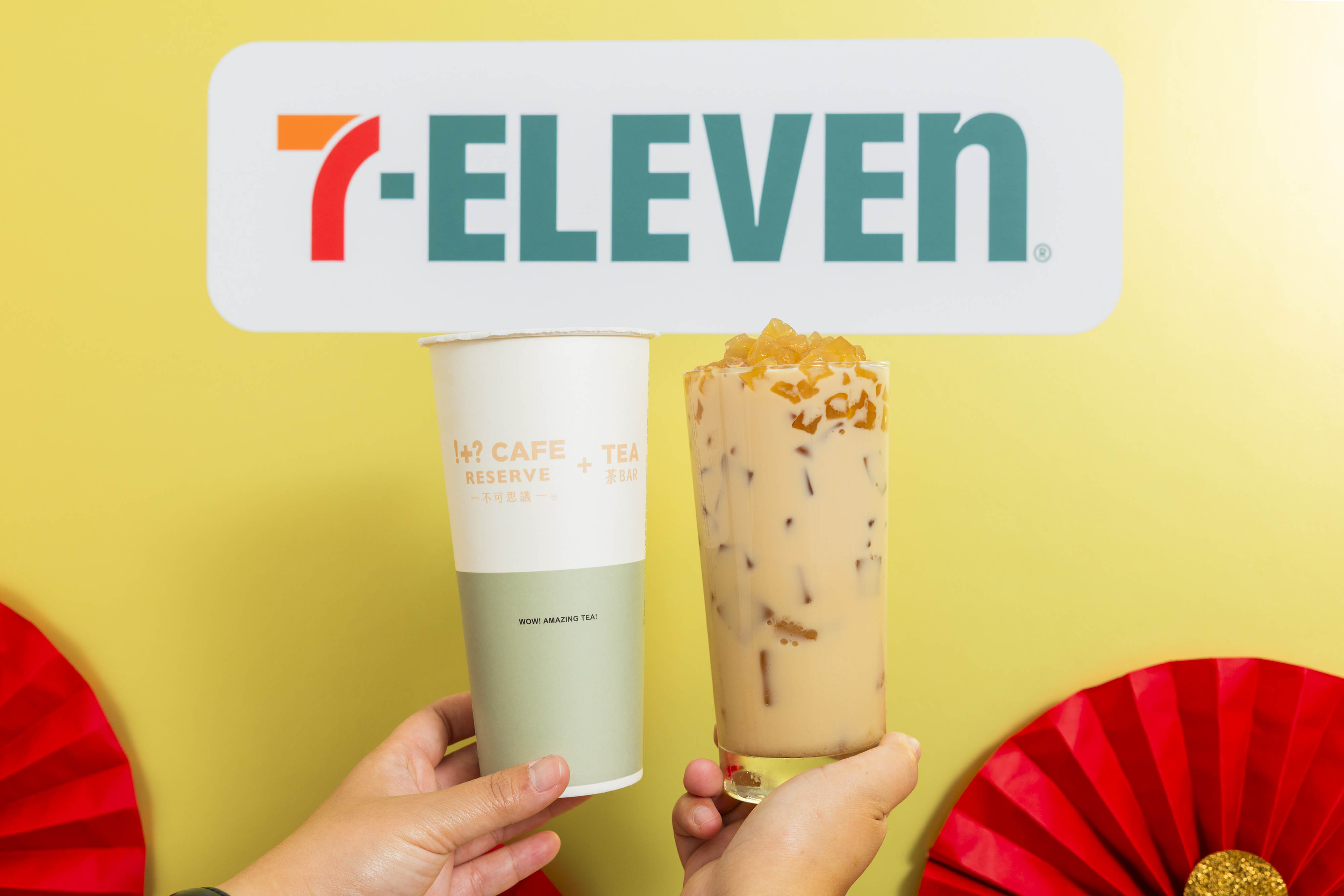 小七咖啡買７送７！２月超商寄杯、桂花粉角拿鐵，全家聯名草莓可可牛奶＋雪糕